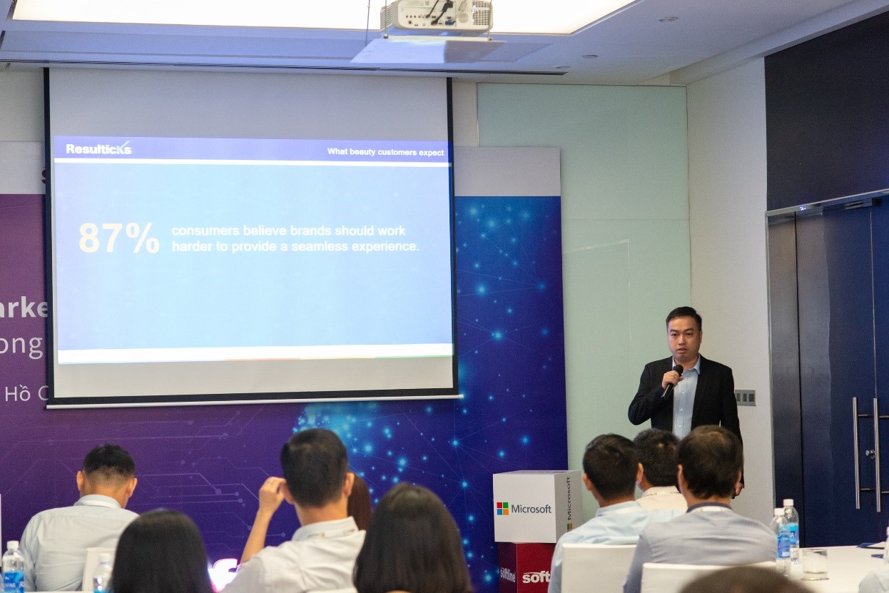 Ông Quang Trần – Giám đốc vùng – Công ty Resulticks, chia sẻ về khái niệm AI